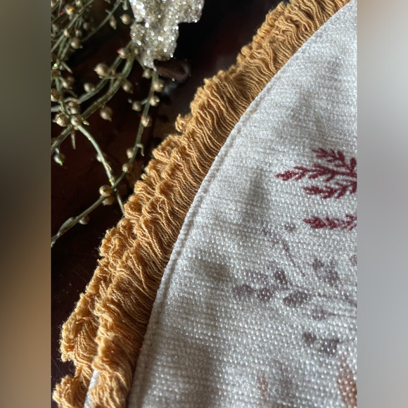 MIREILLE DESIGNS NWT Set Of 4 Fabric Fall Autumn Thanksgiving Pumpkin Placemats - Picture 5 of 9